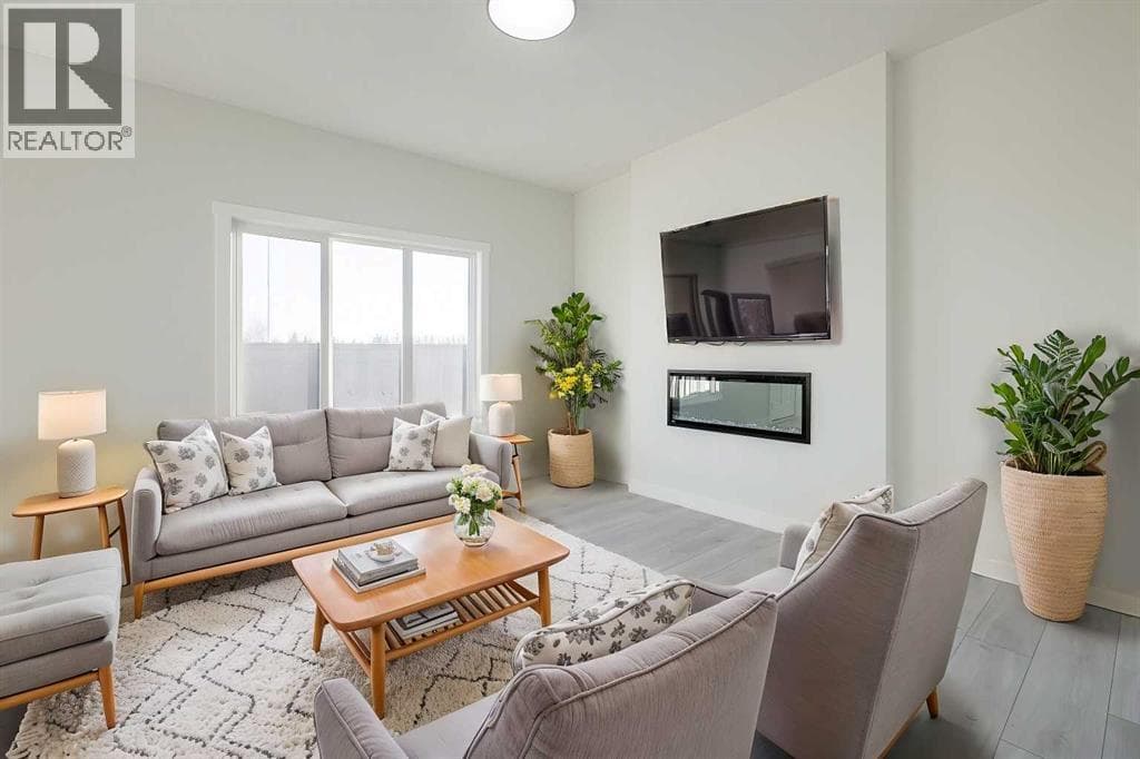 3 bed 3 bath single family at 385 Sora Park SE — $629,900