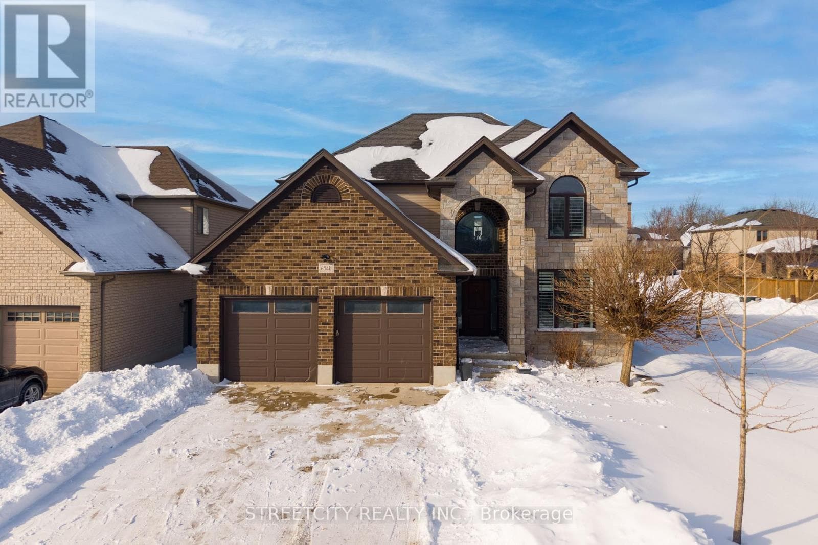 5 bed 4 bath single family at 6540 UPPER CANADA CROSS — $995,000