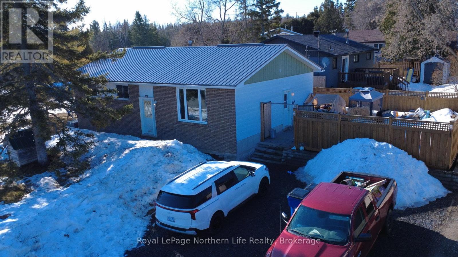 4 bed 2 bath single family at 542 AGNES AVENUE — $359,900
