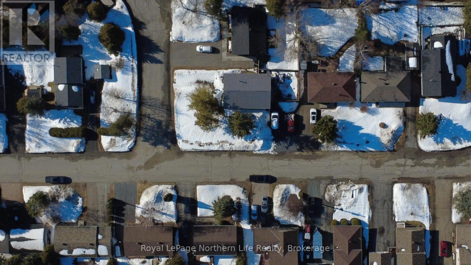 542 AGNES AVENUE photo 2