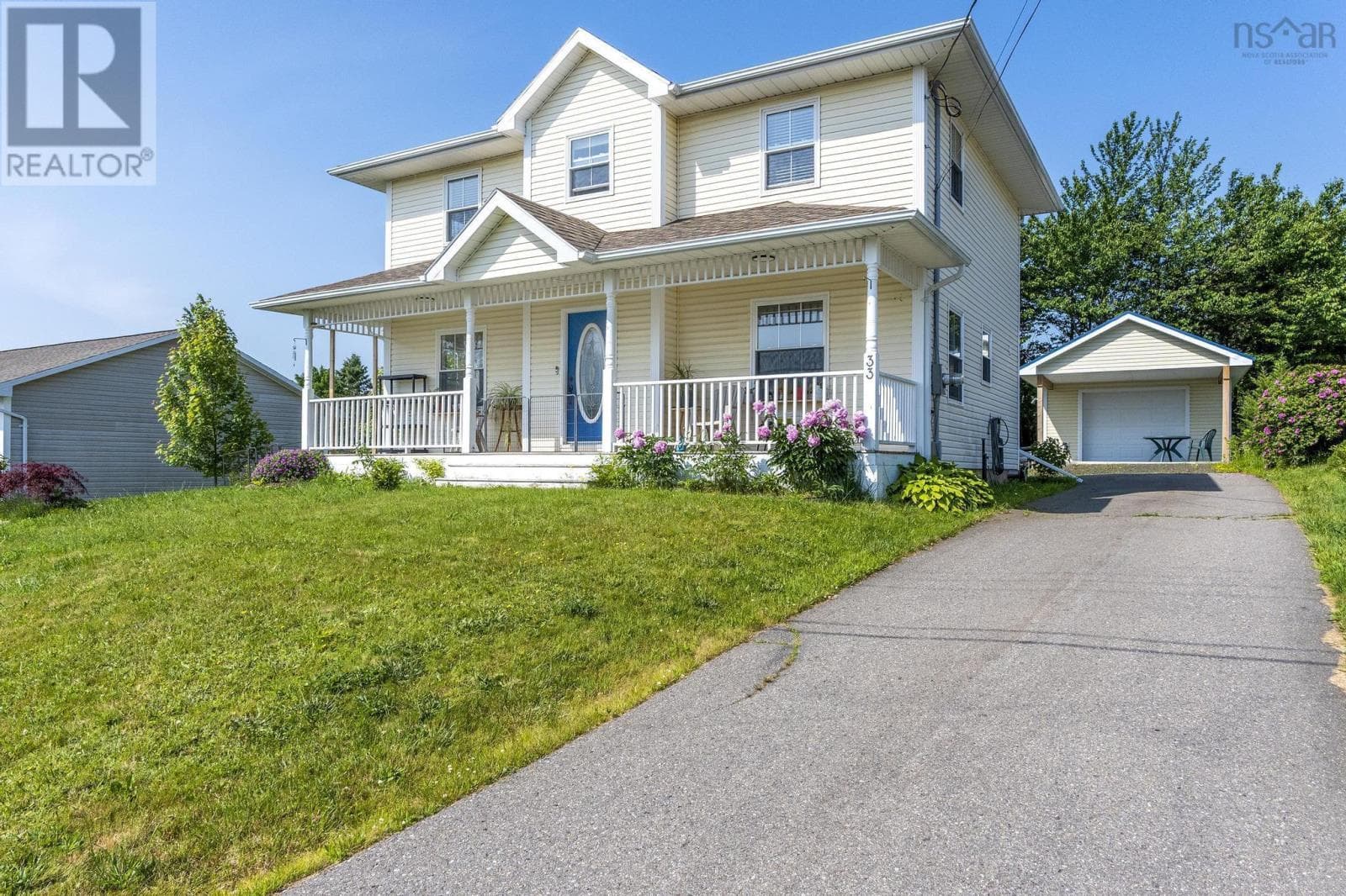 3 bed 2 bath single family at 33 West Street — $379,900