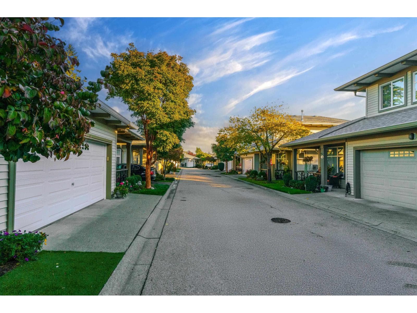 3 bed 3 bath single family at 35 15188 62A AVENUE — $939,000