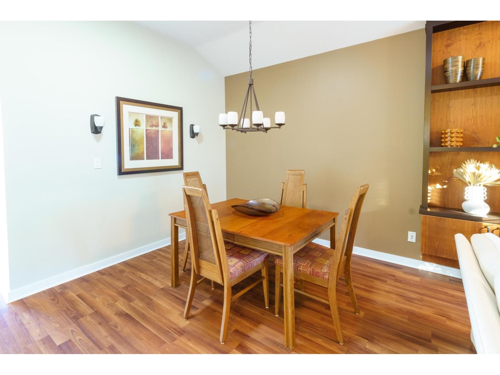35 15188 62A AVENUE photo 5
