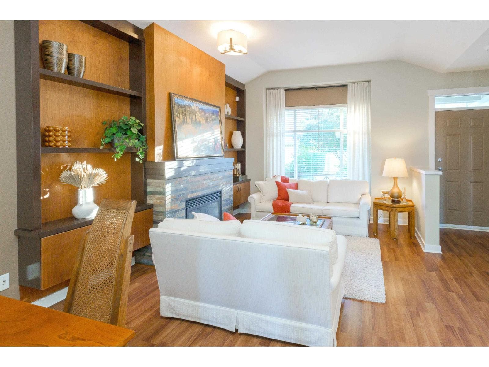 35 15188 62A AVENUE photo 4