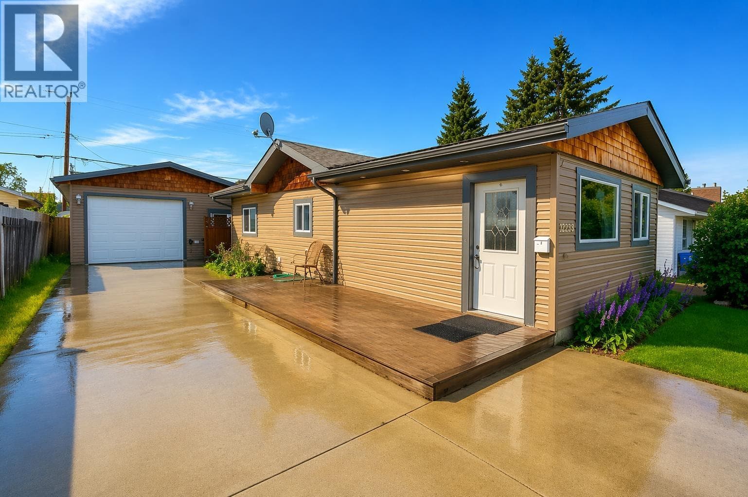 2 bed 1 bath single family at 9223 106 AVENUE — $287,000
