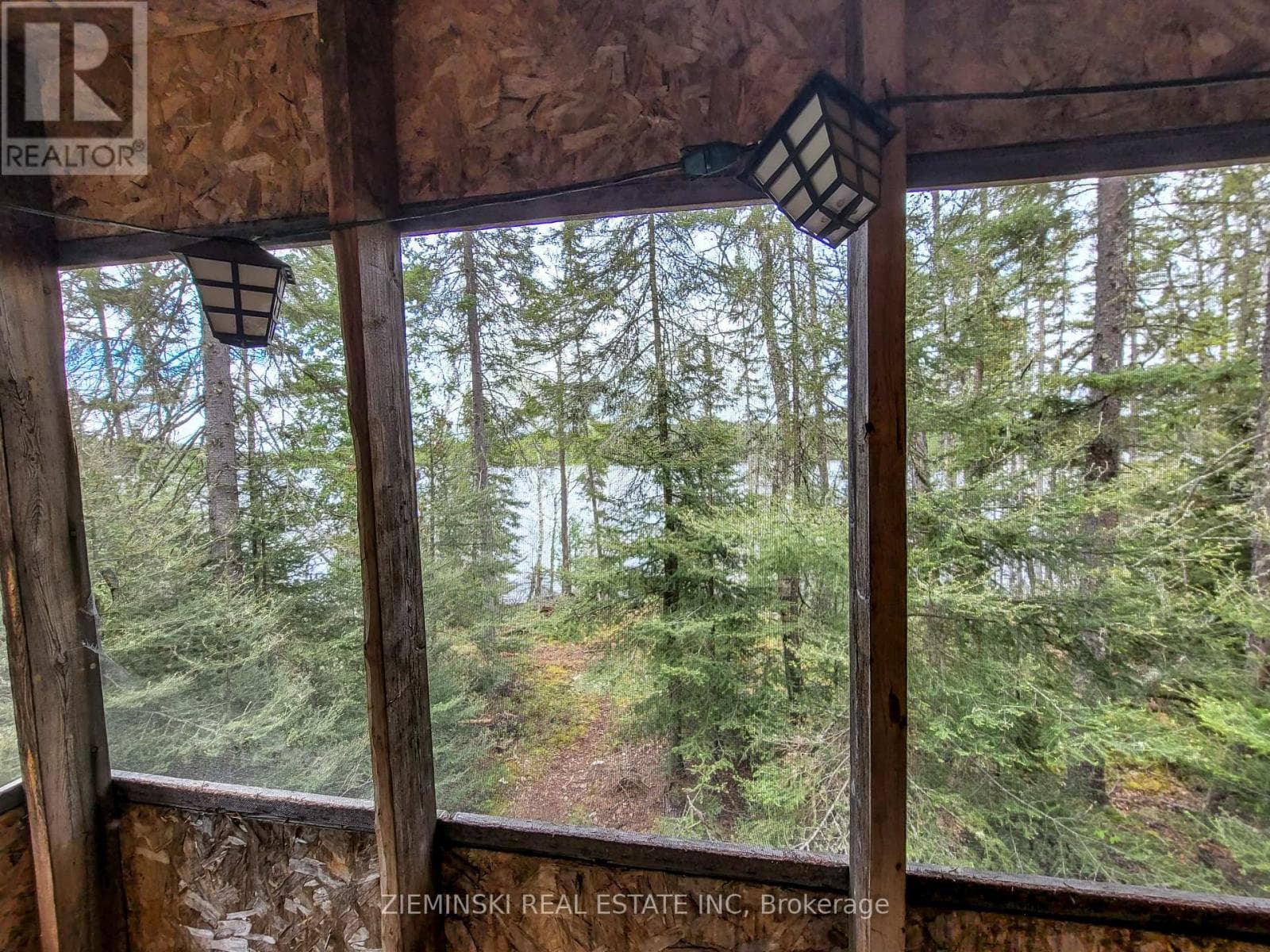 LOT 5 BADEN PLAN 54M331 photo 4