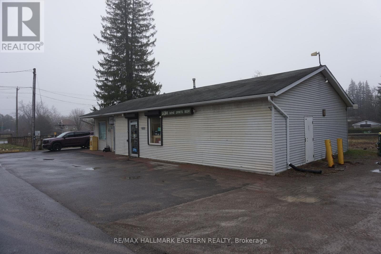 646 DRUM ROAD photo 3
