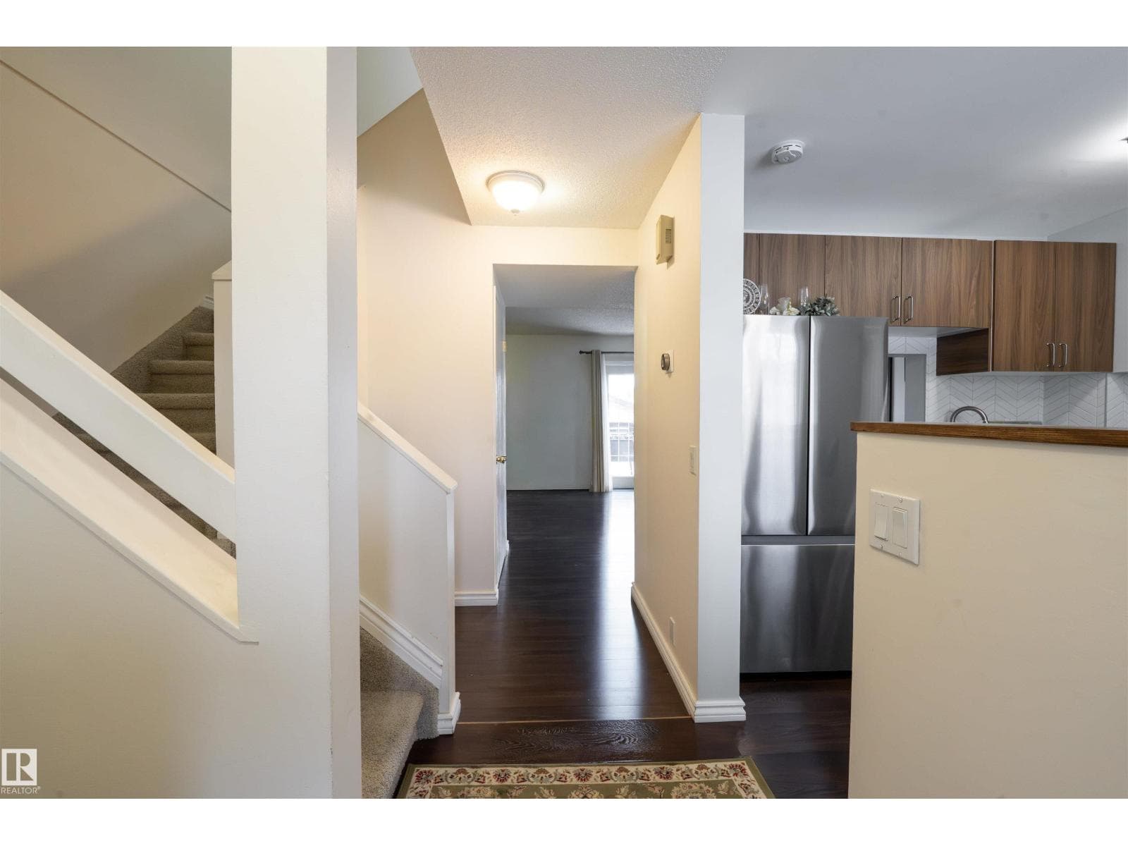 1728 37 ST NW photo 2