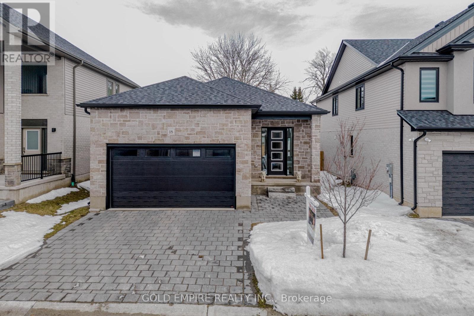 18 - 7966 FALLON DRIVE photo 2