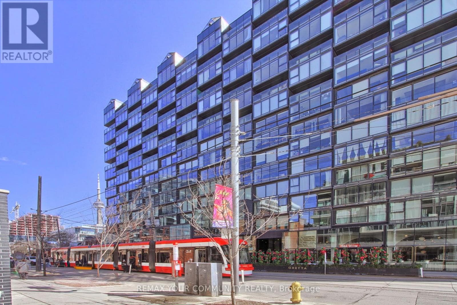 1224 - 629 KING STREET photo 2