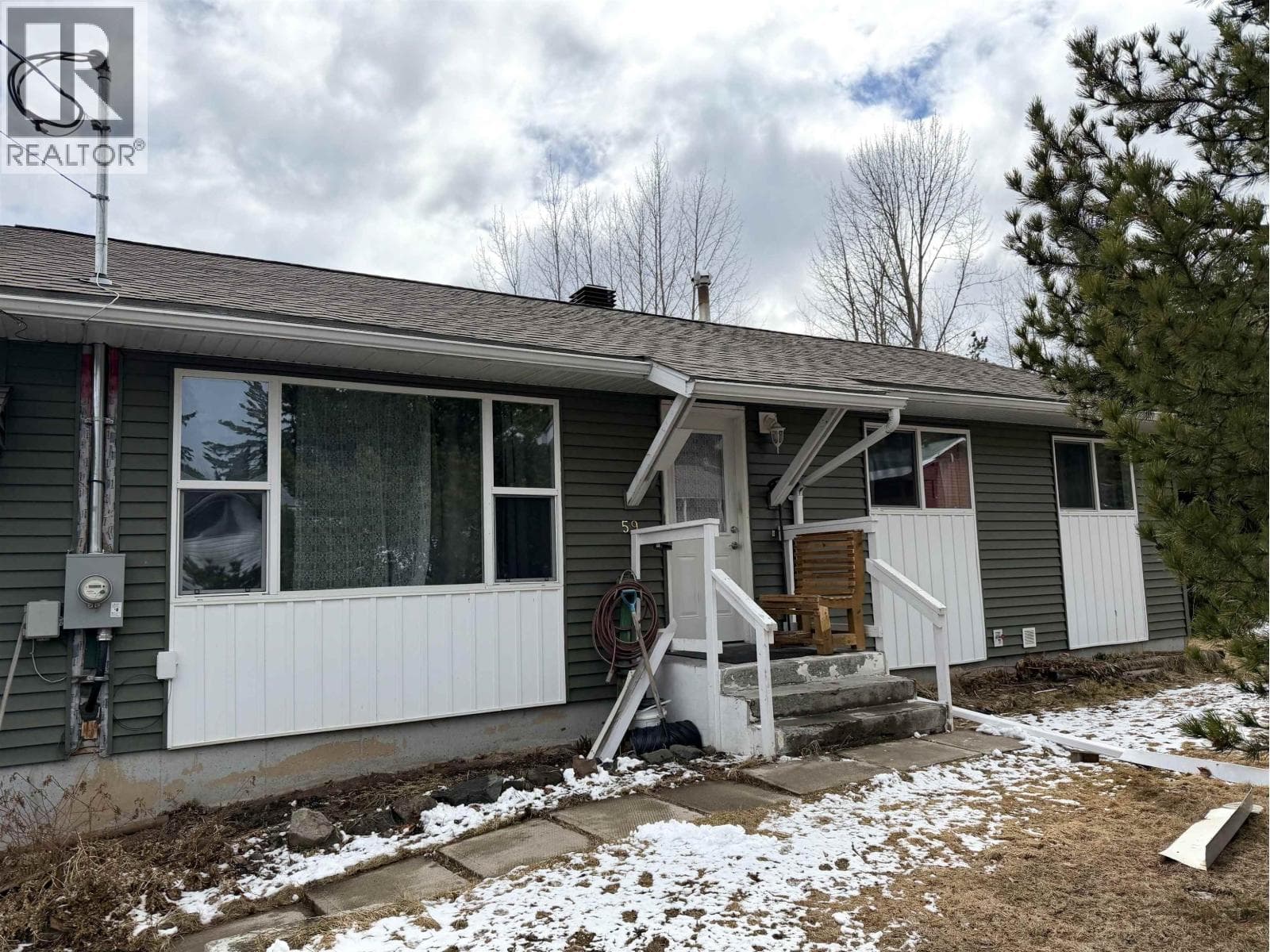59 CHAPMAN STREET photo 2
