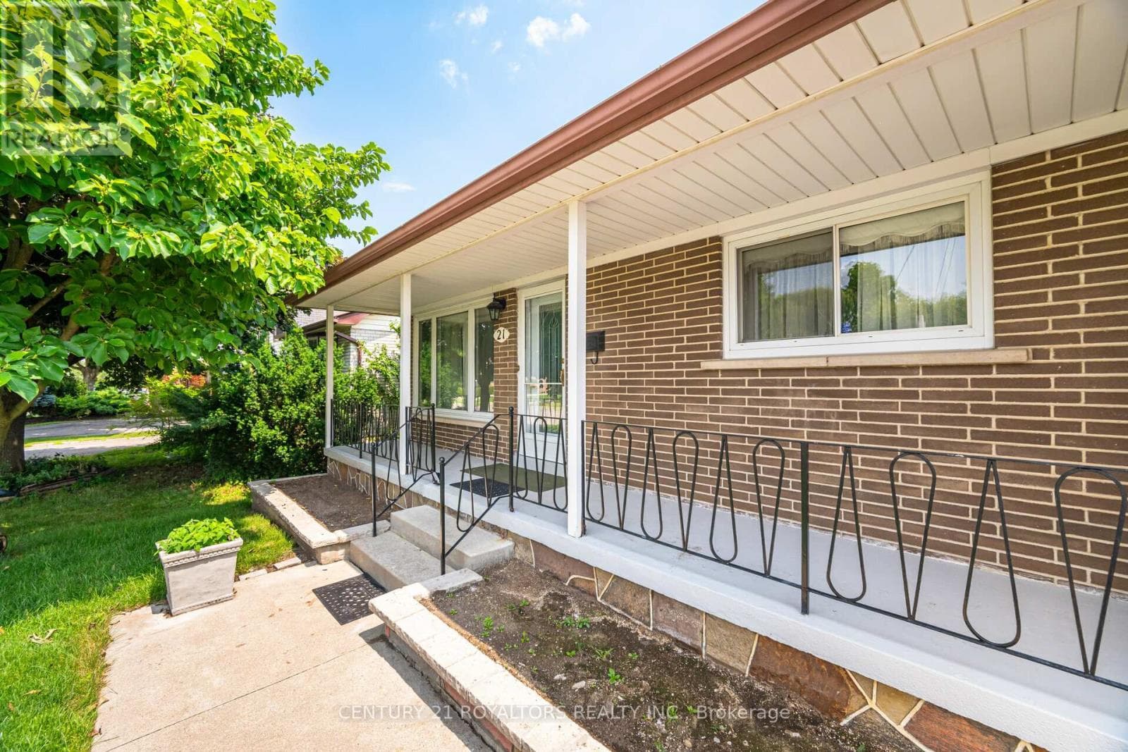 21 JERSEY AVENUE photo 4