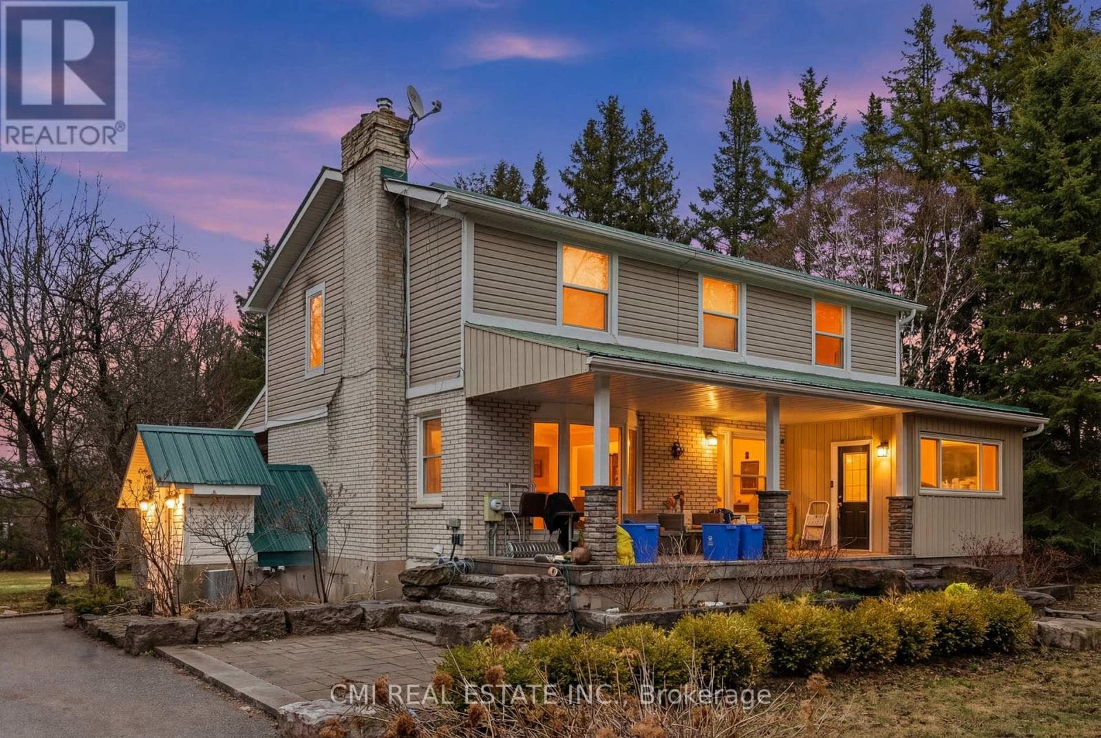 4 bed 4 bath single family at 5607 TENTH LINE — $999,000