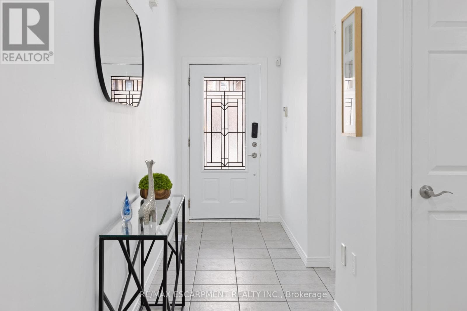 39 MCKIBBON AVENUE photo 5