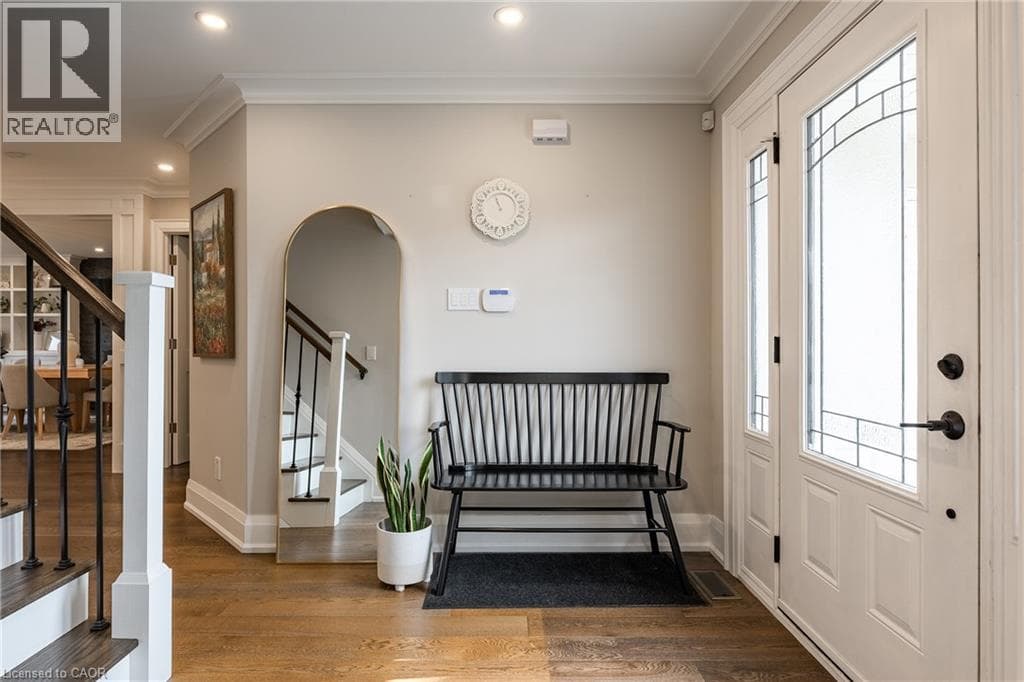 327 MACDONALD Road photo 3