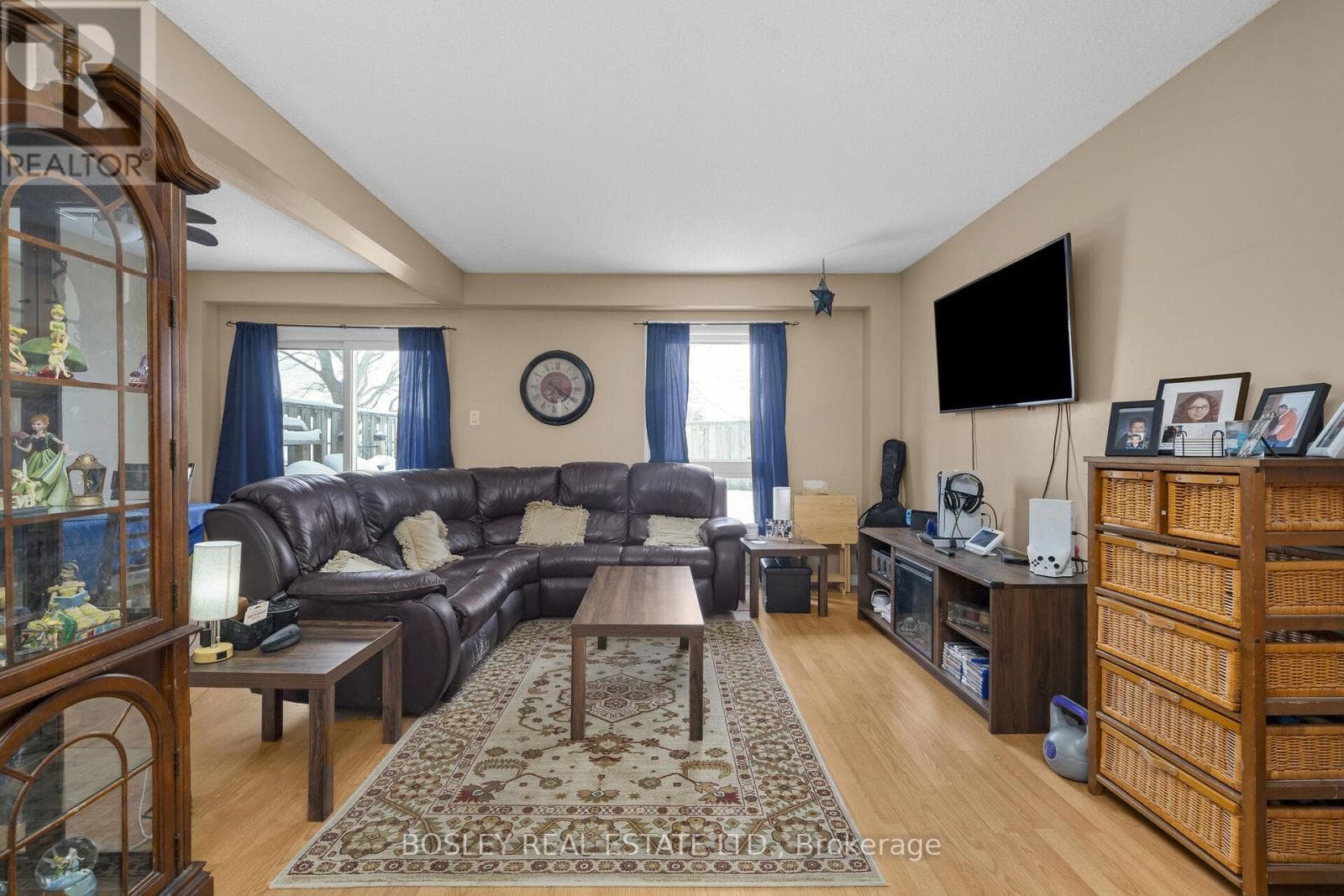3 bed 2 bath single family at 19 - 100 CENTURY DRIVE — $549,000