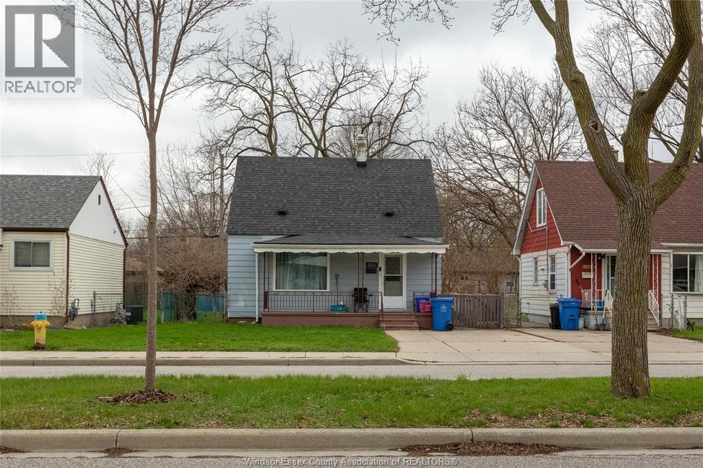 1015 PARTINGTON AVENUE photo 2