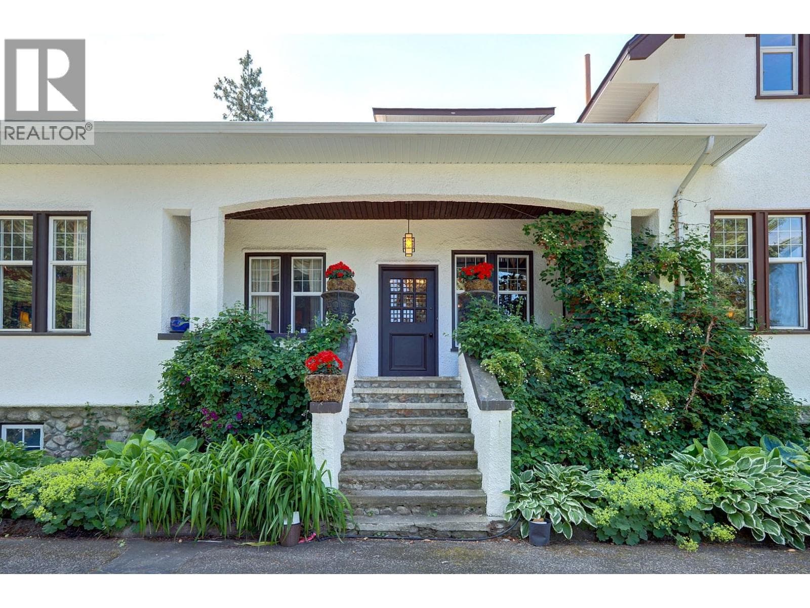 5482 Silver Star Road photo 4