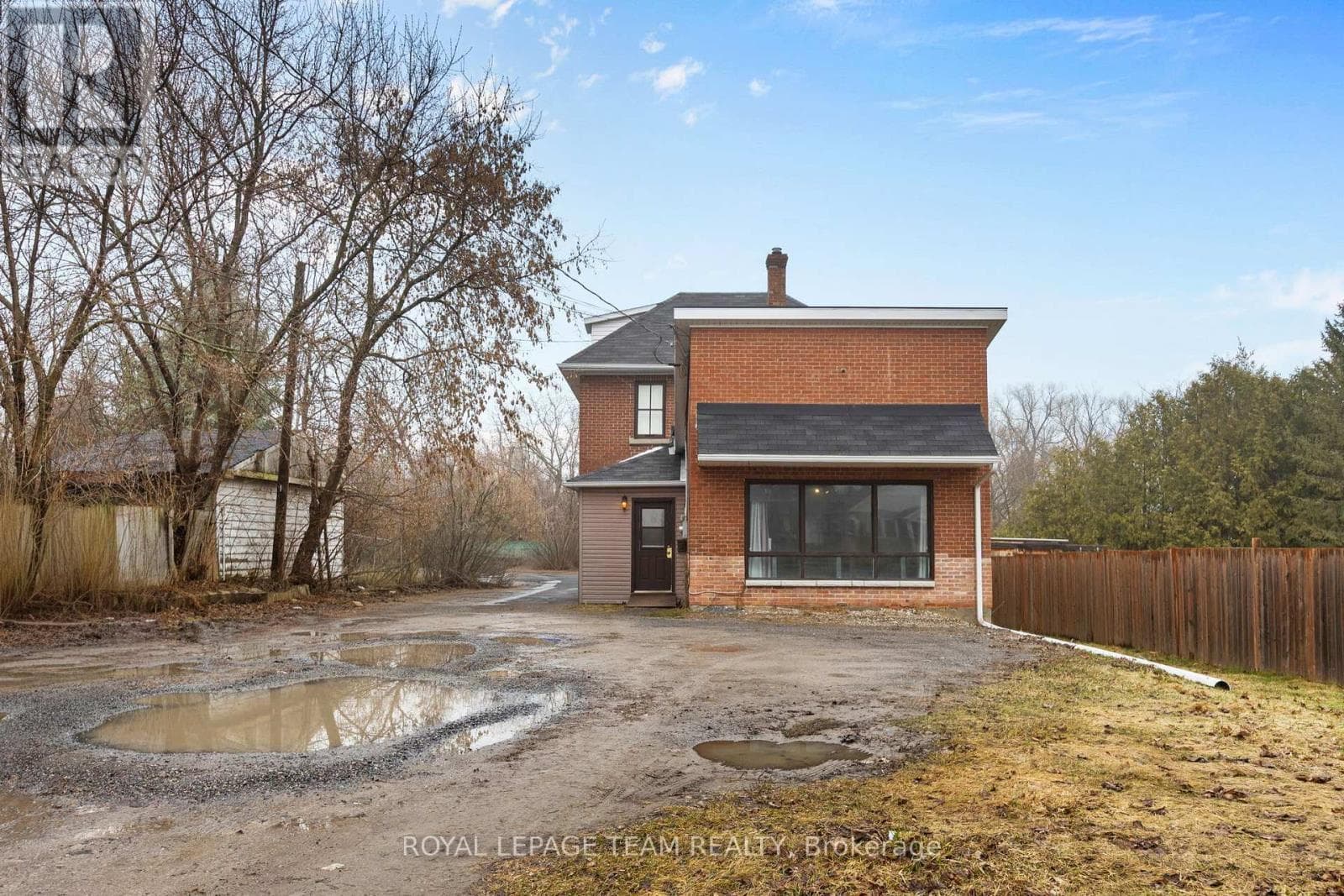 3 bed 1 bath single family at 47 DANIEL STREET S — $399,900