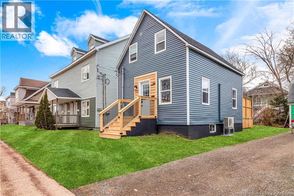 144 Lester Avenue photo 2