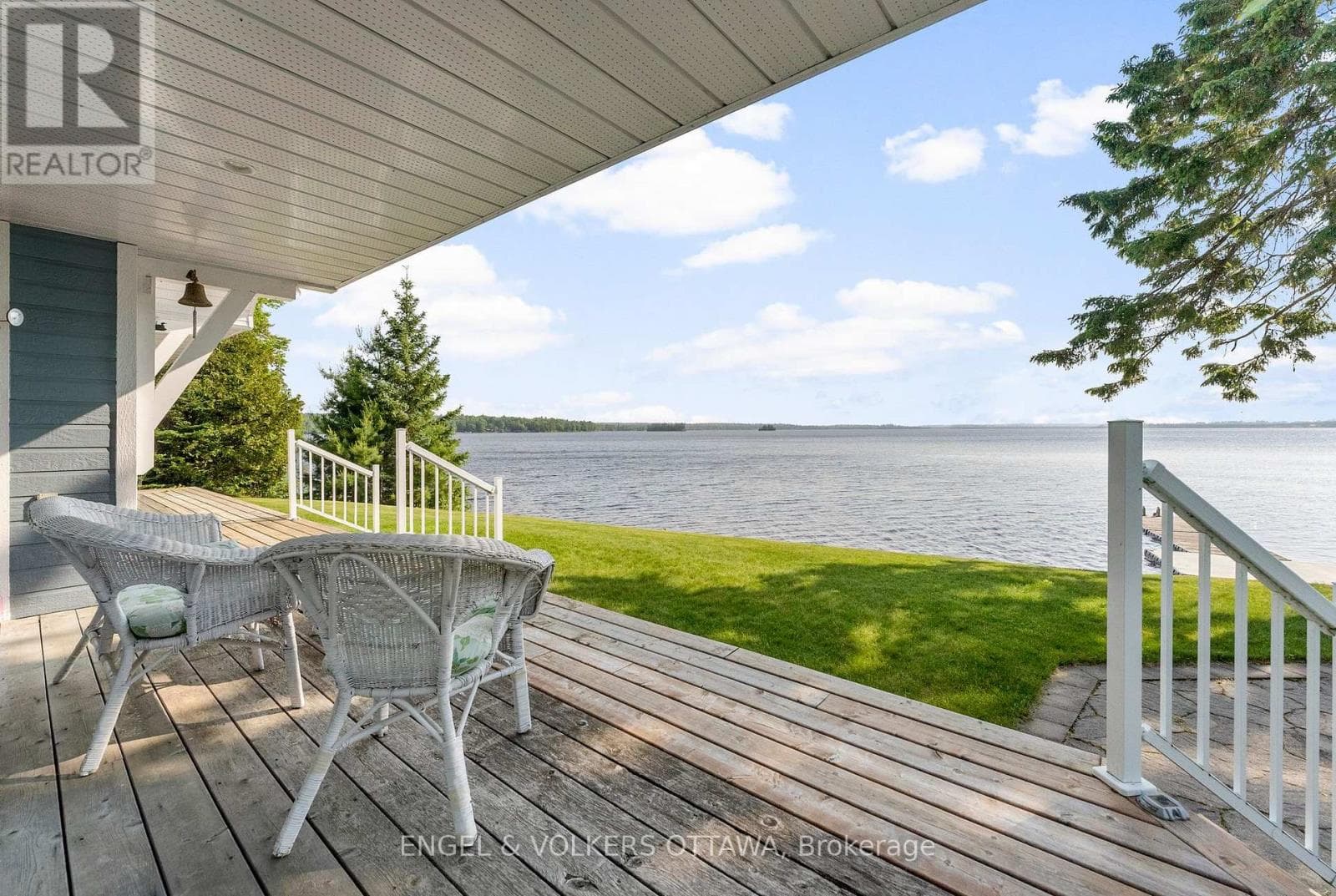 541 MORGLAN LANE photo 4