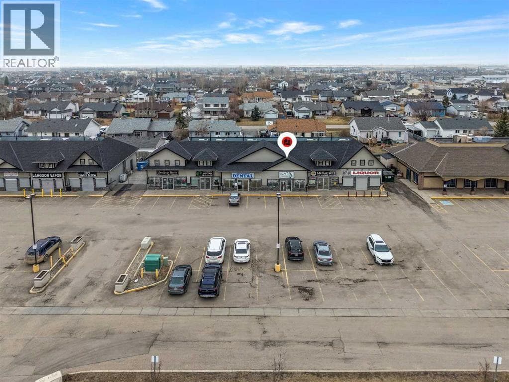 3, 720 Centre Street NE photo 2