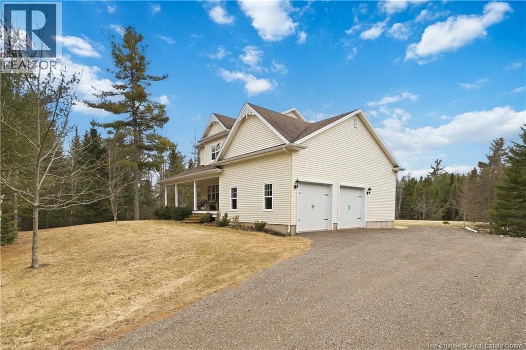 330 Rogers Road photo 2
