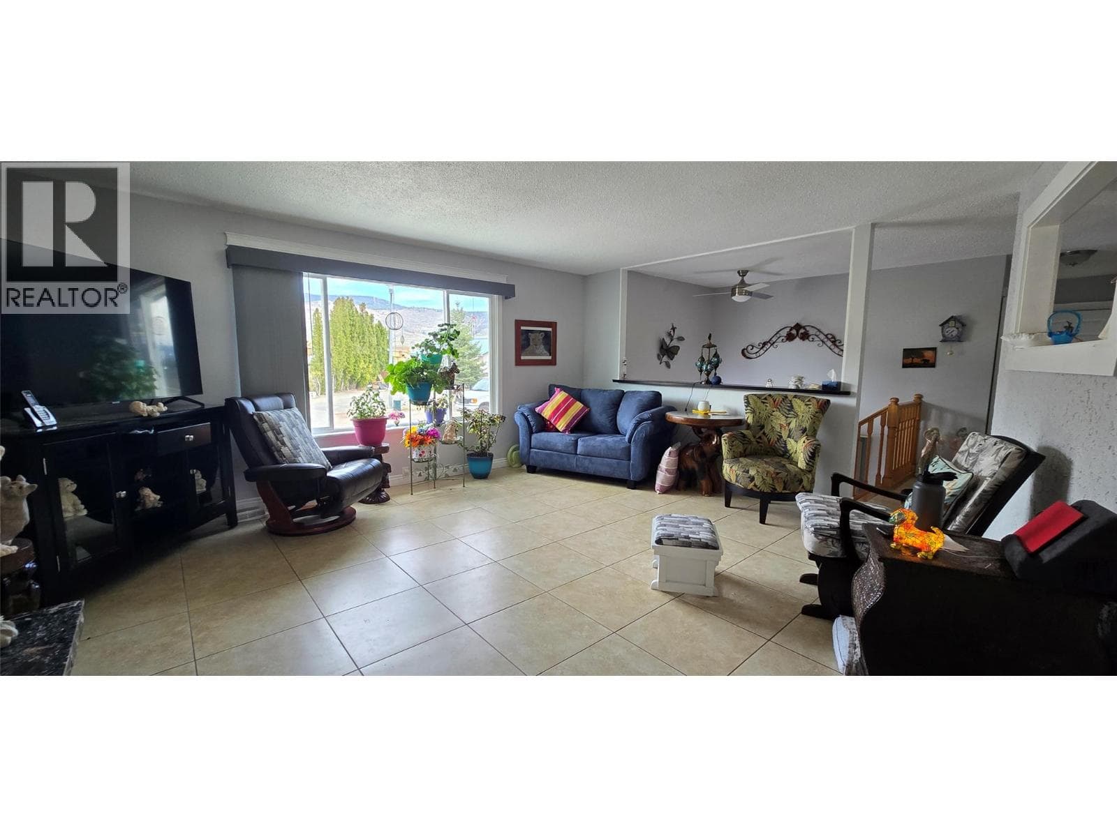 9 Dogwood Place photo 3