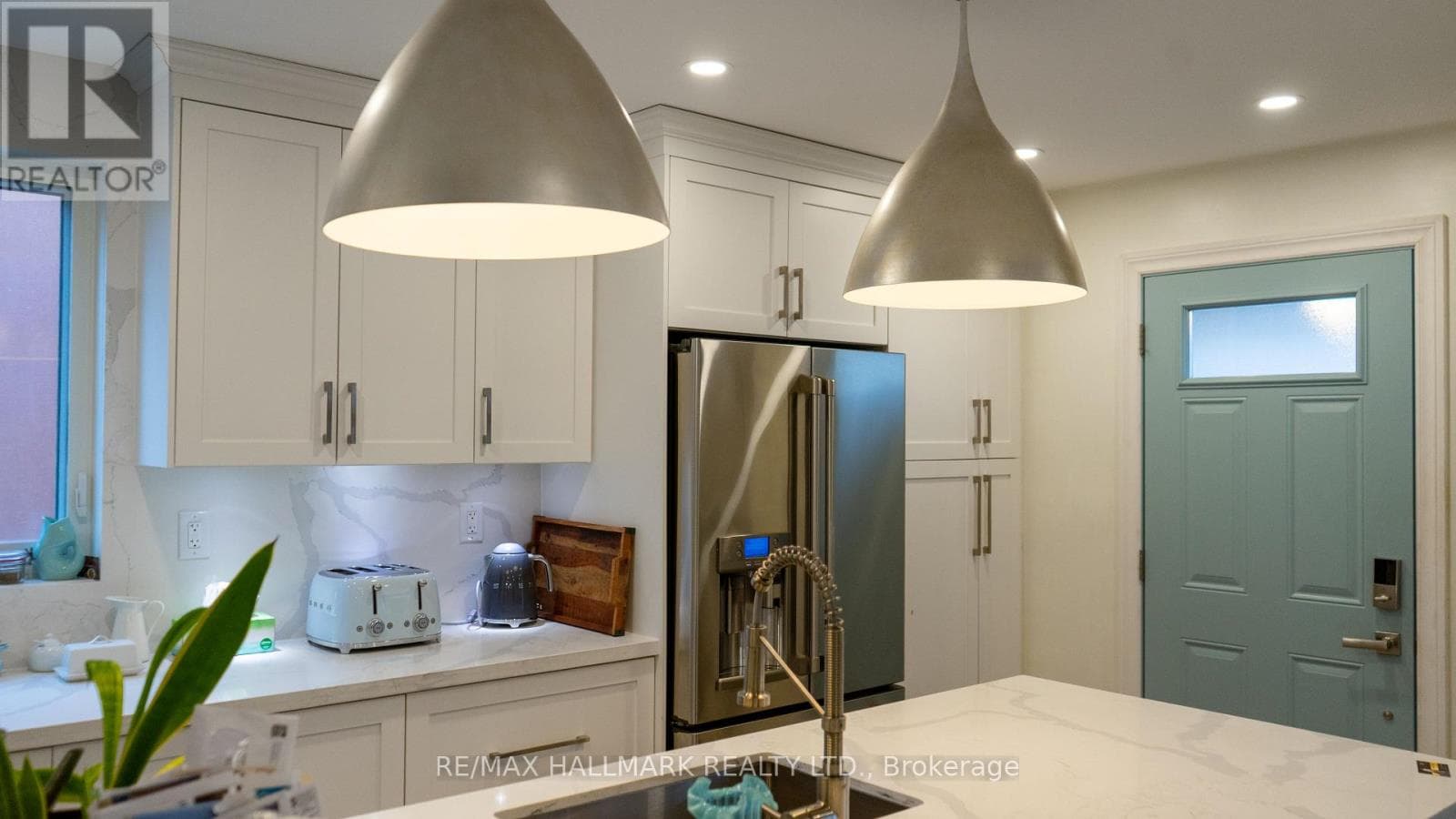 203 ELMHURST AVENUE photo 3