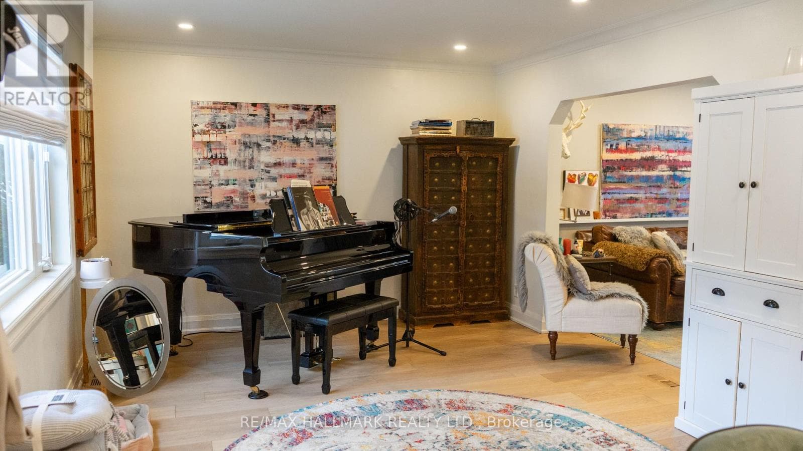 203 ELMHURST AVENUE photo 4