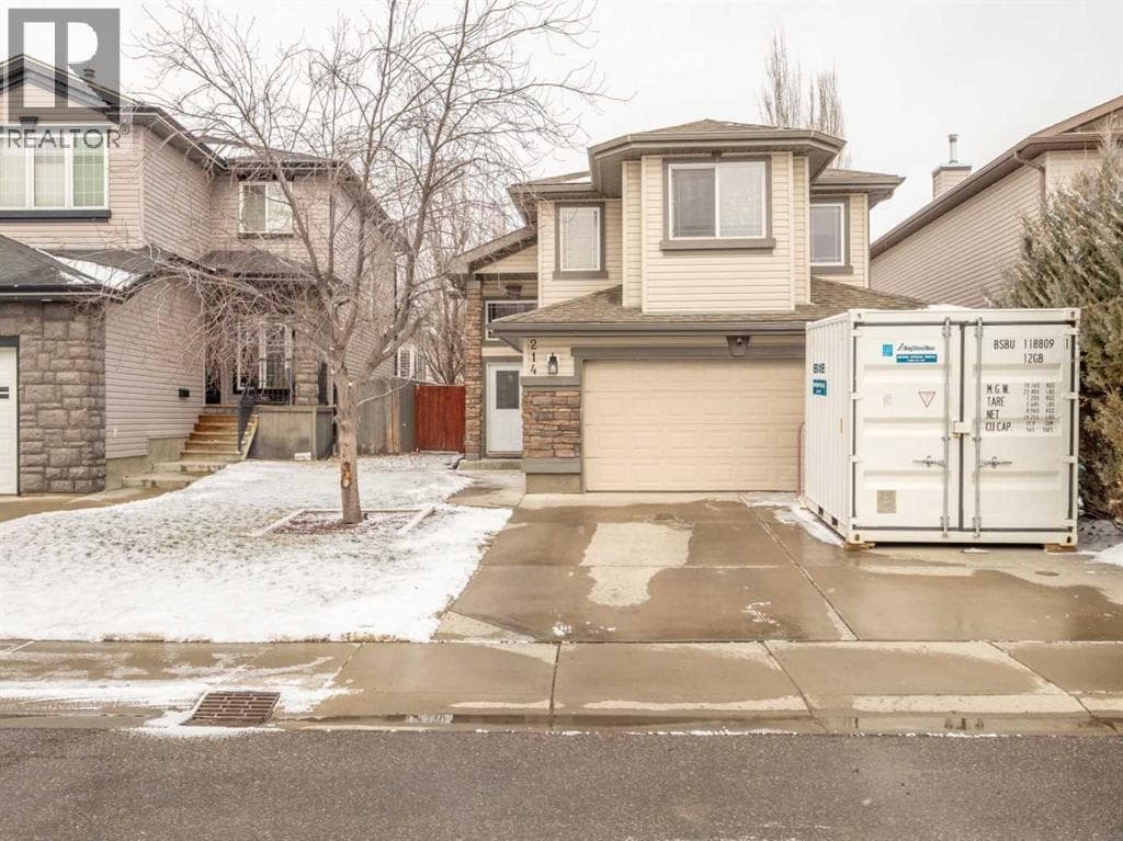 5 bed 3 bath single family at 214 Firelight Crescent W — $549,900