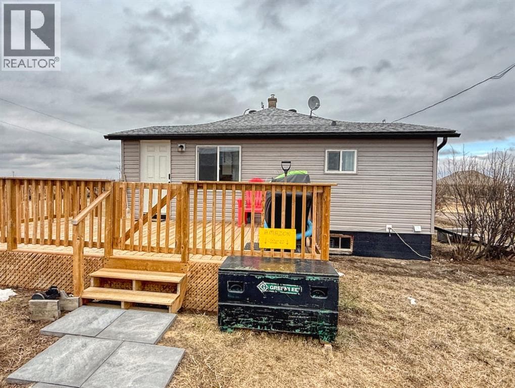 223025 Township Road 284 photo 2