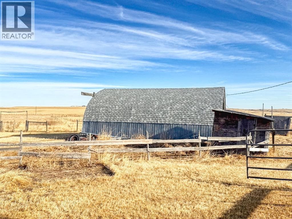 223025 Township Road 284 photo 5