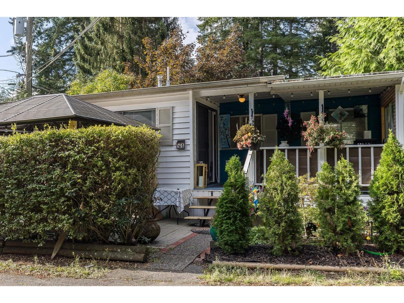 51 20071 24 AVENUE photo 3
