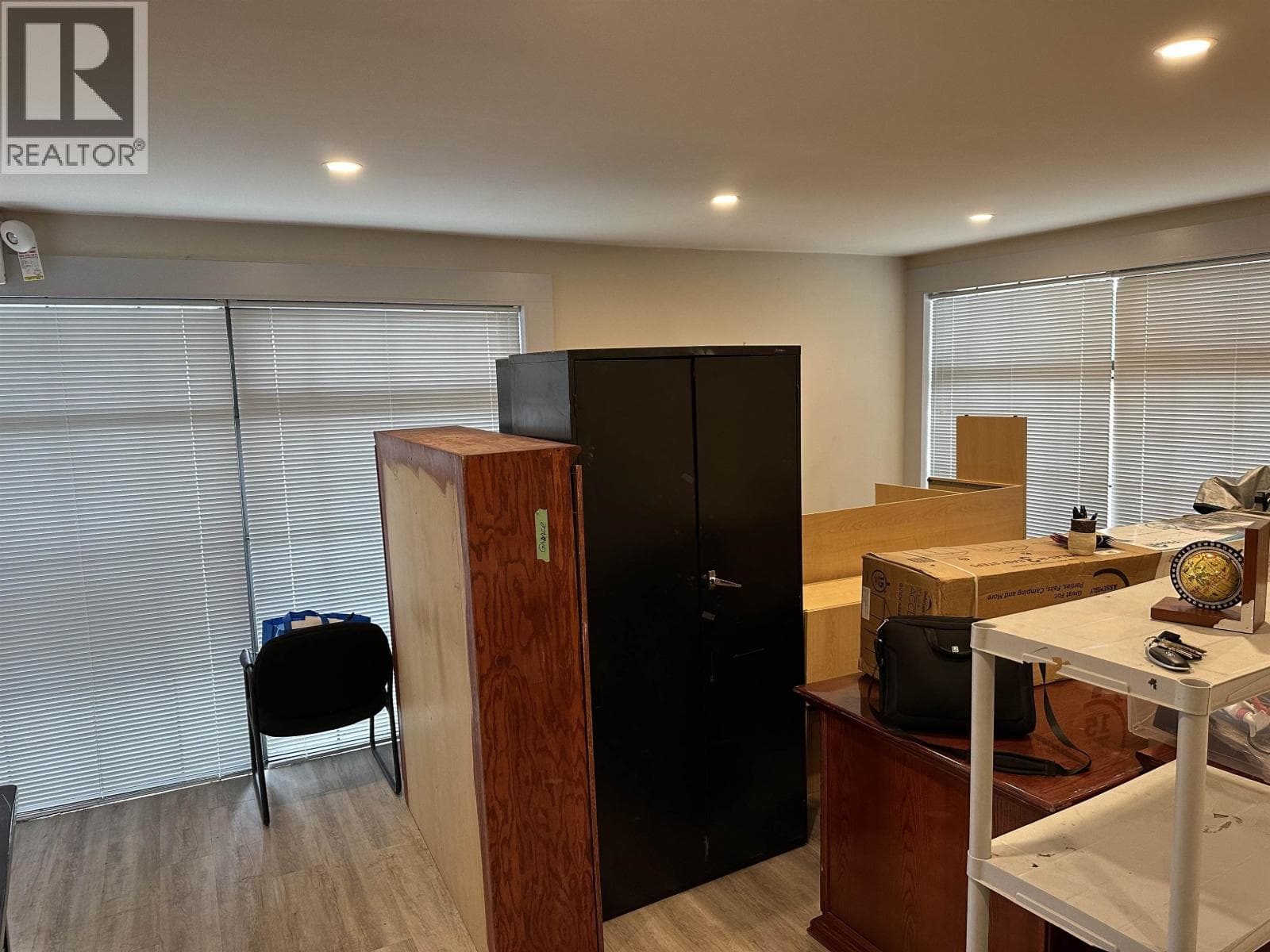 14 7550 RIVER ROAD photo 3