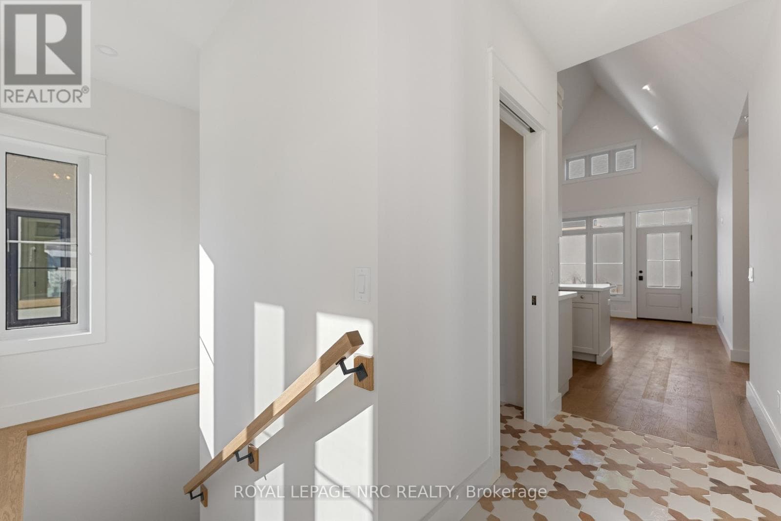 4050 GLENSPRING ROAD photo 5