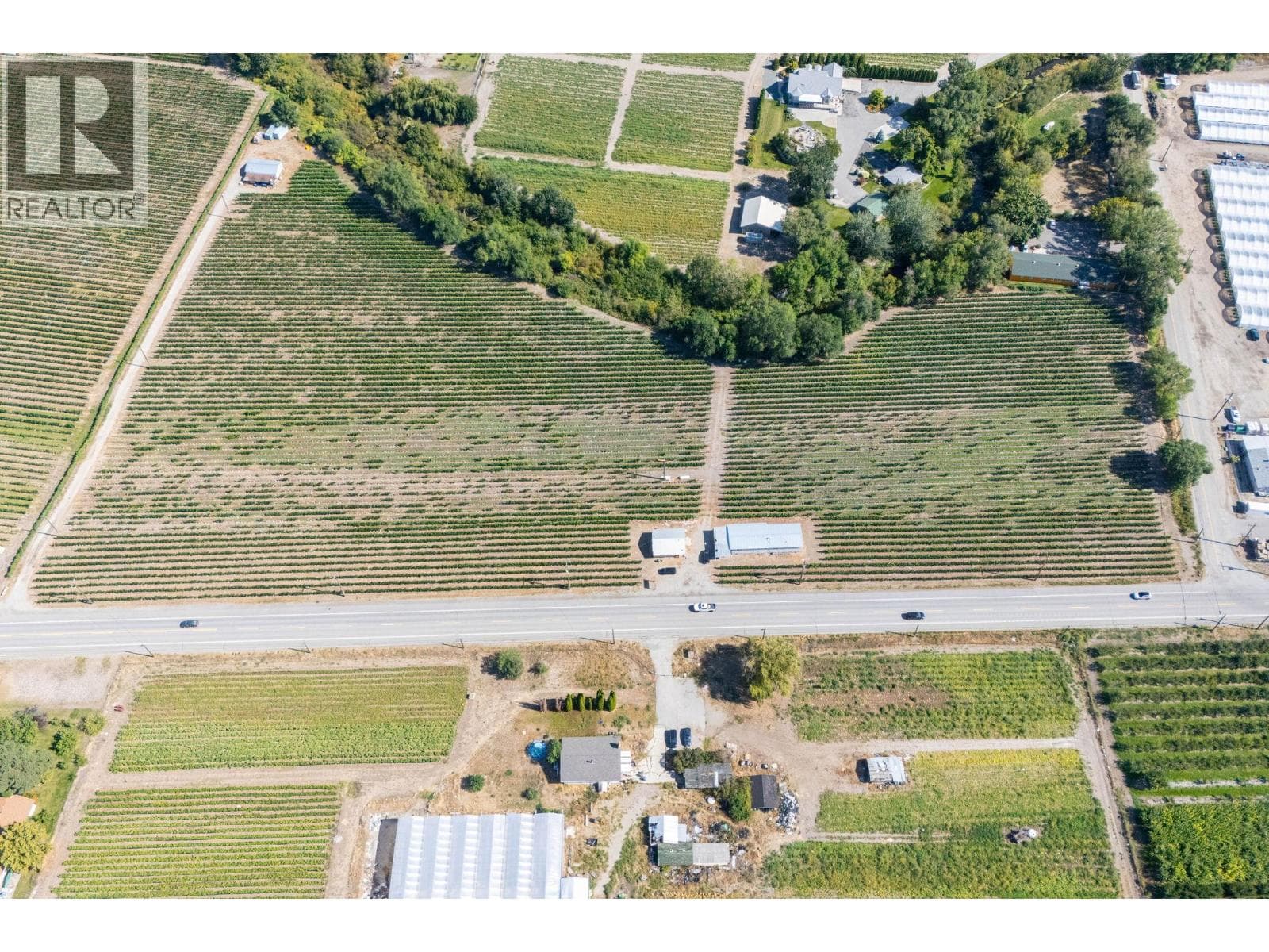 7337 Highway 97 photo 3