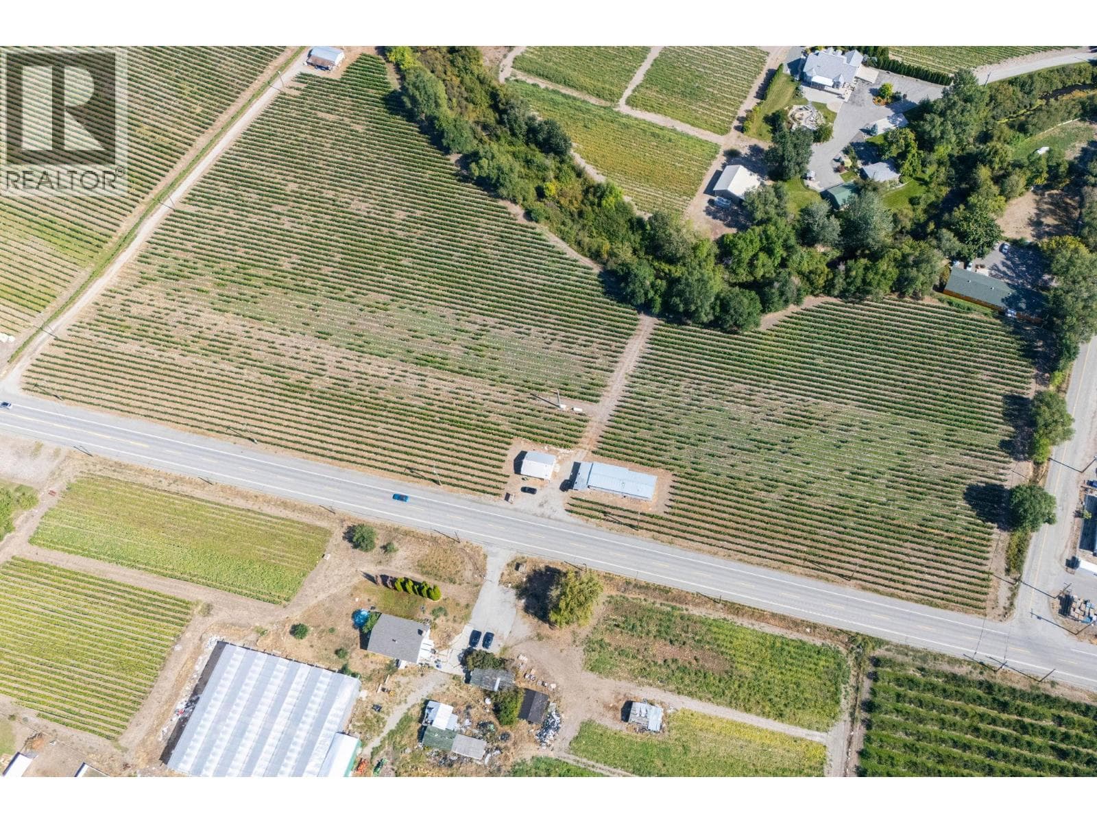 7337 Highway 97 photo 4