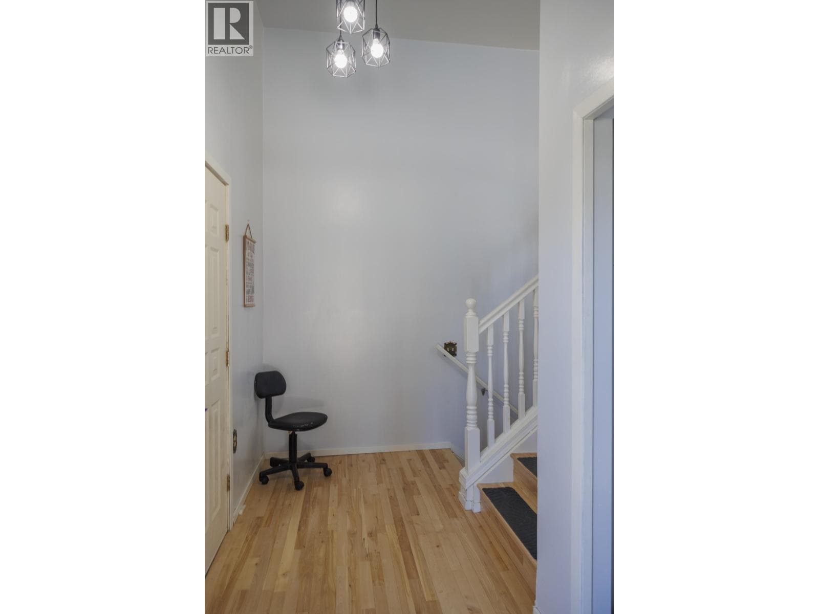 1128 3RD AVENUE photo 3