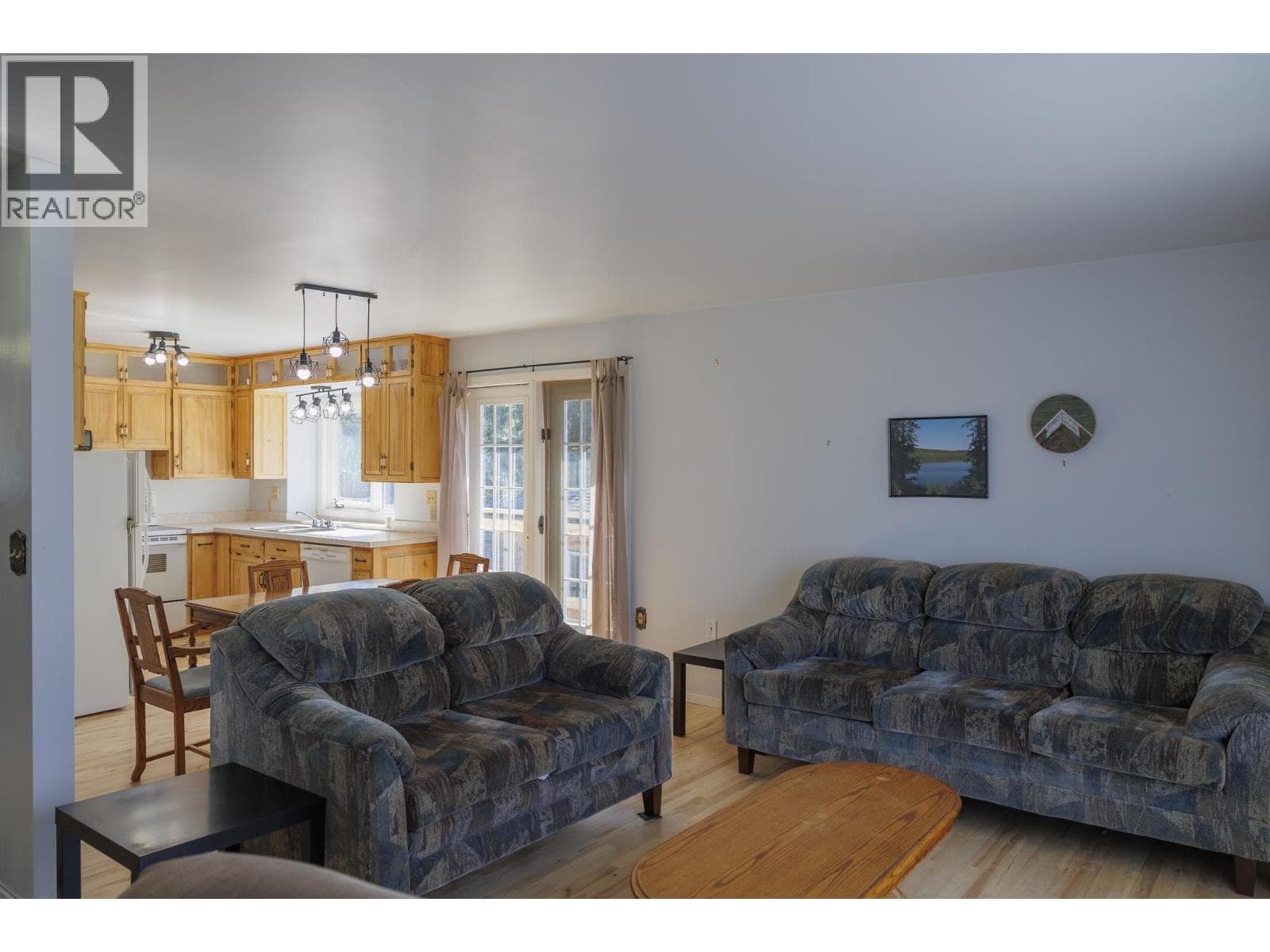 1128 3RD AVENUE photo 5