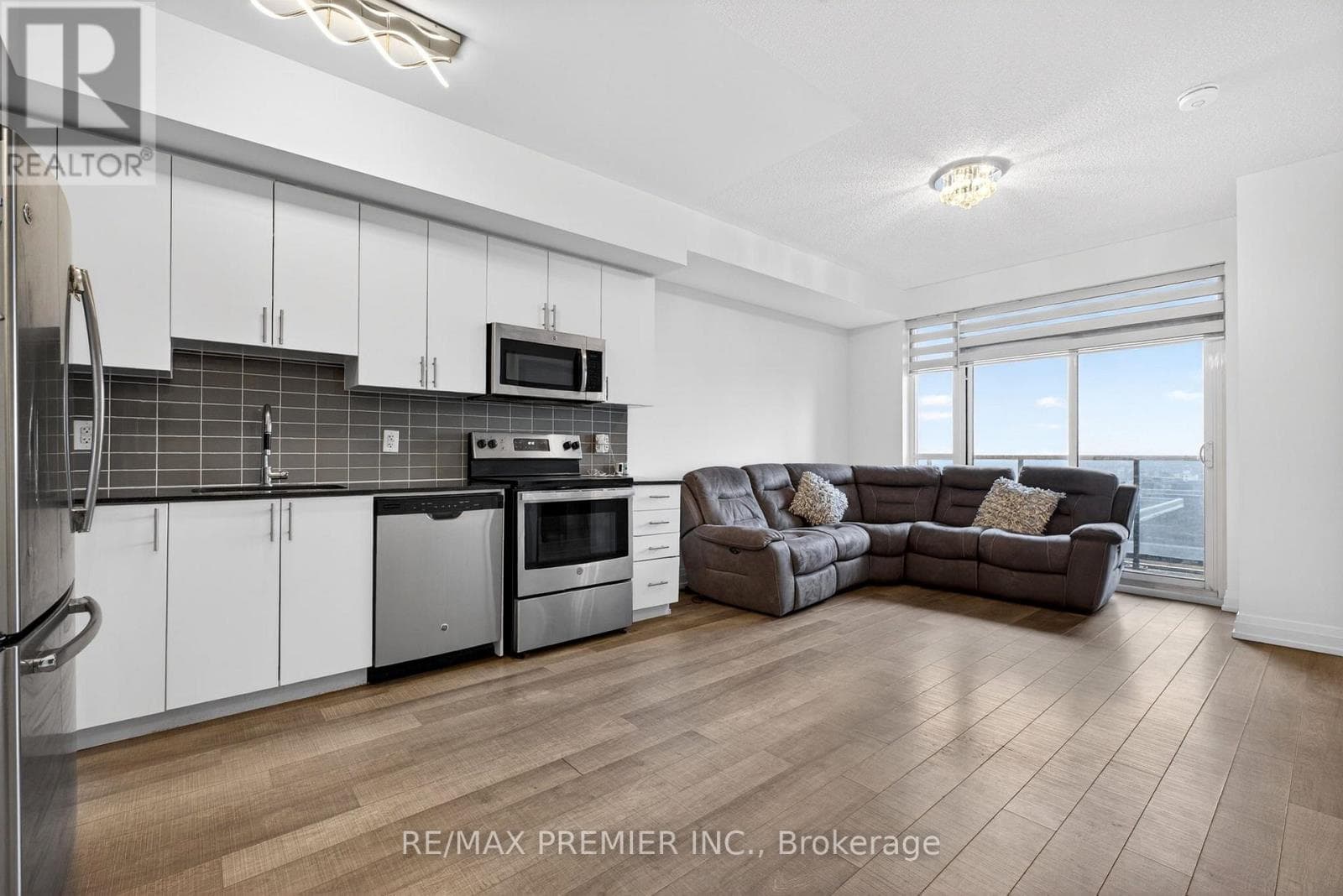 608 - 7167 YONGE STREET photo 4