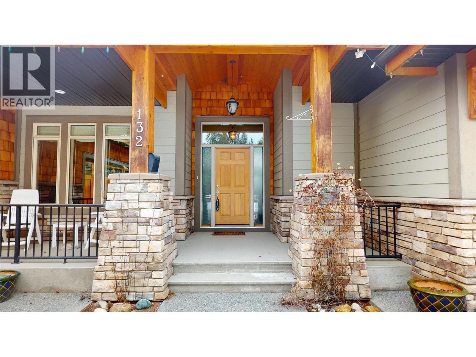 132 Purcell Place photo 3