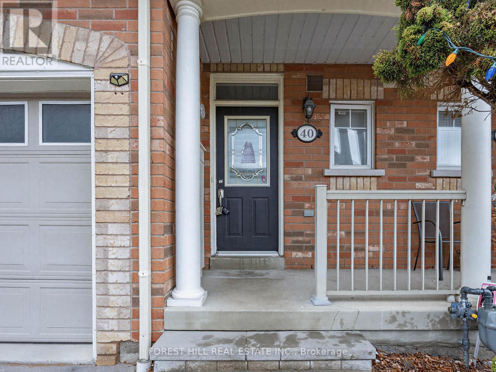 40 CROKER DRIVE S photo 3