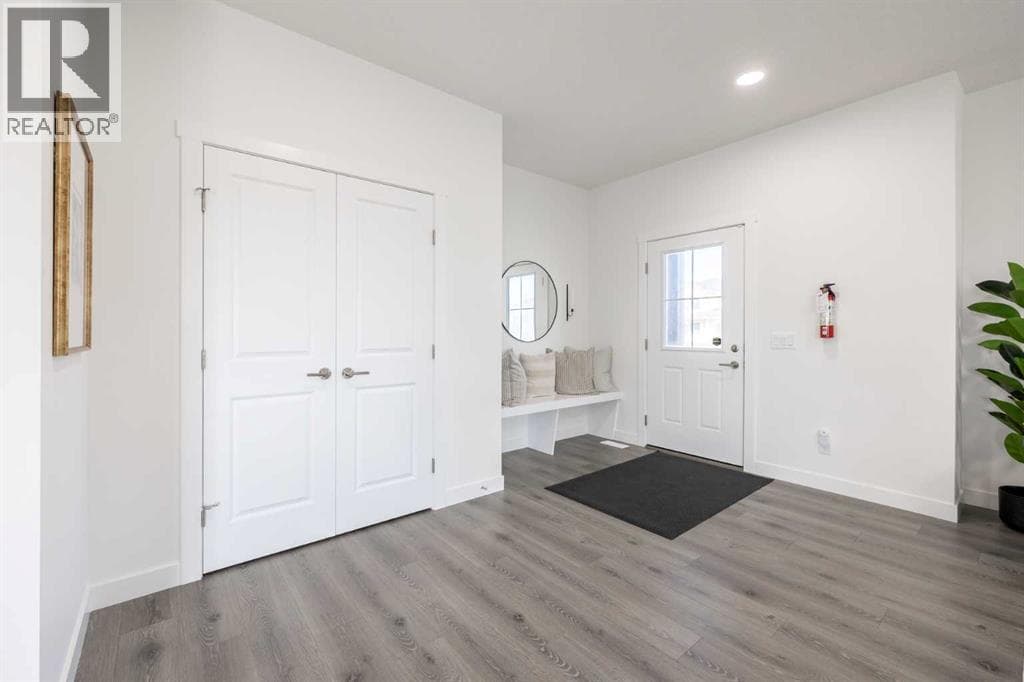 393 Belmont Park SW photo 3