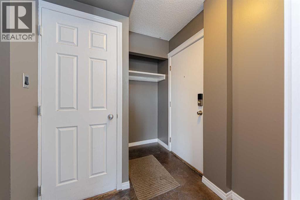 304, 117 23 Avenue SW photo 4