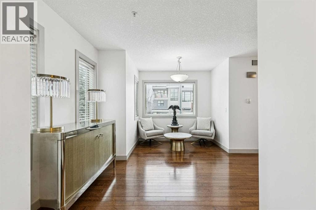 201, 1905 27 Avenue SW photo 3