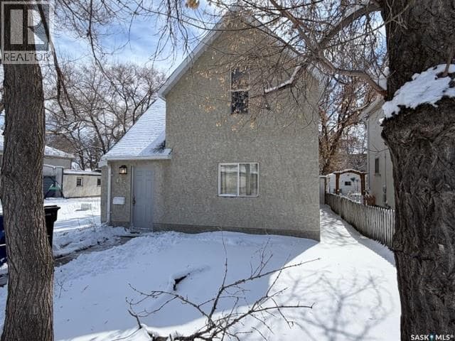 405 18th STREET W photo 2