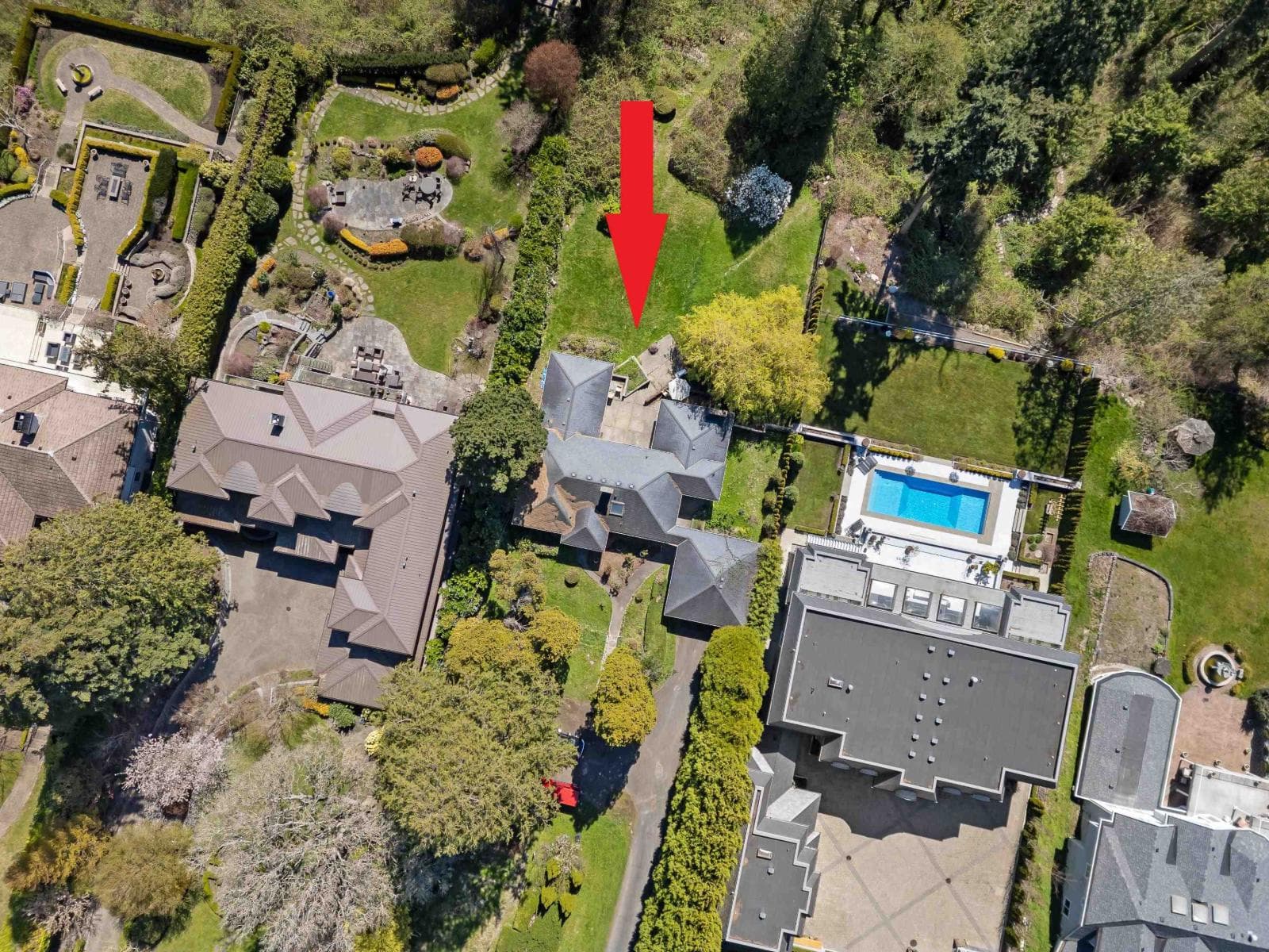 13706 MARINE DRIVE photo 5
