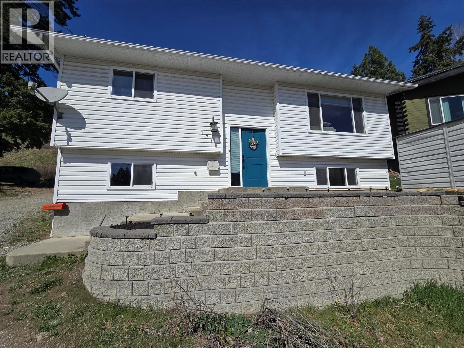 5 bed 2 bath single family at 1718 Grandview Avenue — $679,000