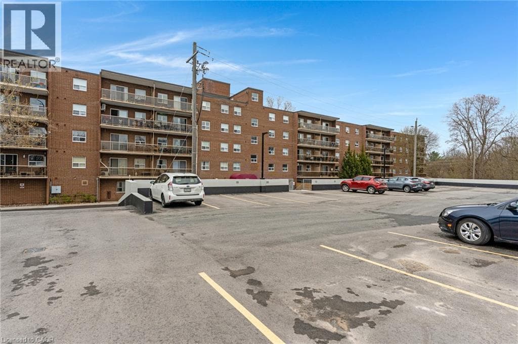 793 COLBORNE Street Unit# 114 photo 2